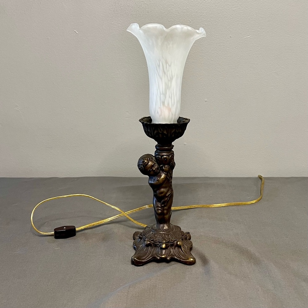 VTG Art Nouveau Meyda Lighting 13” High Spotted White Tiffany Pond Lilly Cherub